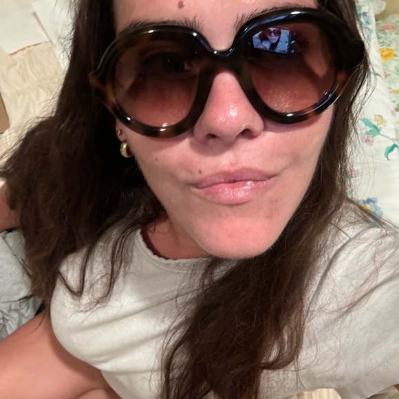 Loewe Curvy Round Tortoise Shell Acetate Sunglasses - Picture 2 of 12